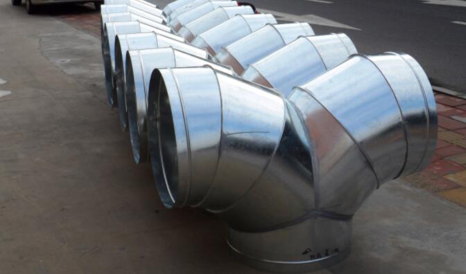 实验室安装青岛<a href='http://www.qdwxd.cn/p29917/pshow-299-756-7.html'><b>通风管道</b></a>的相关注意事项